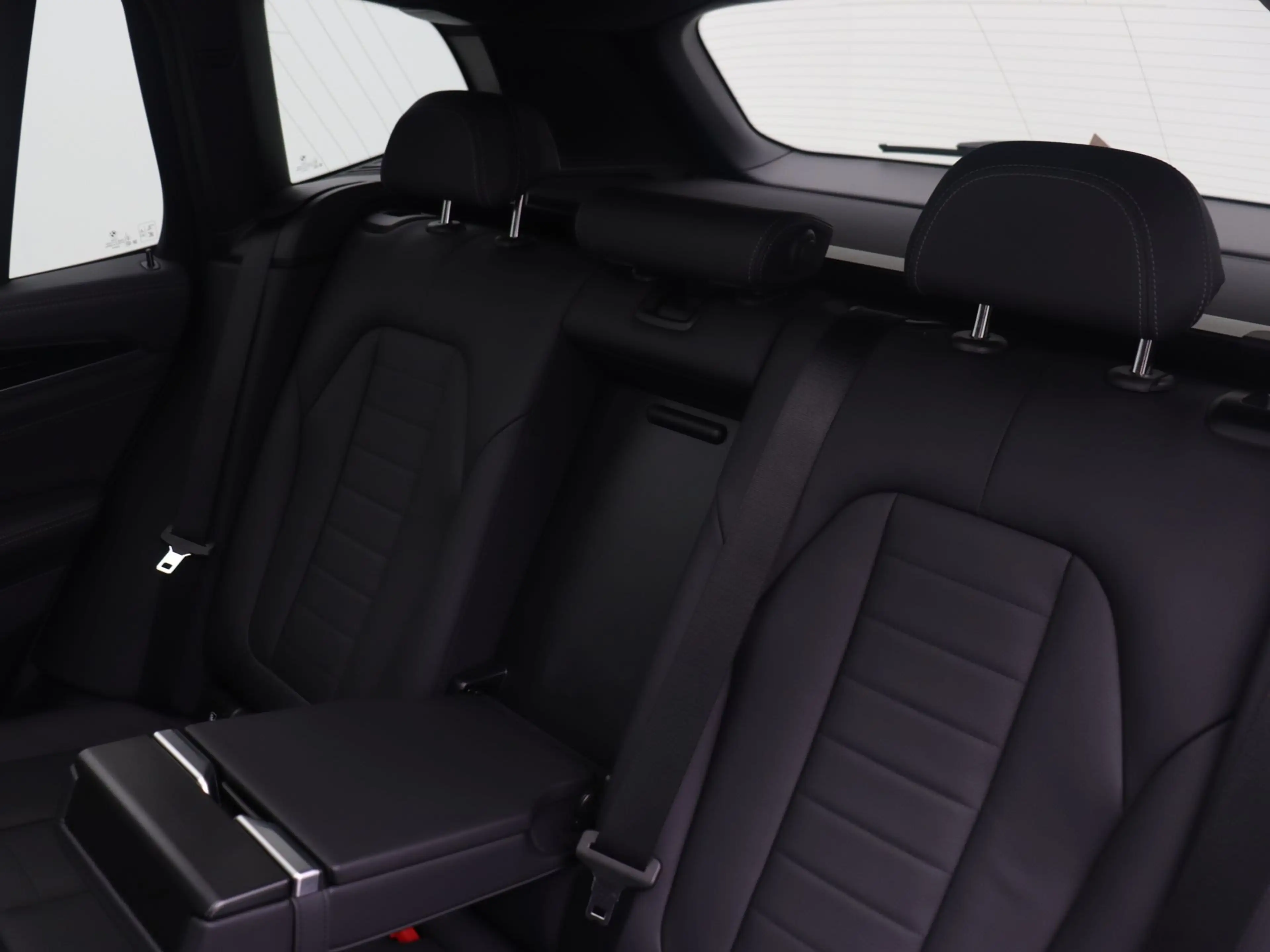 BMW iX3 High Executive 80 kWh — photo 14
