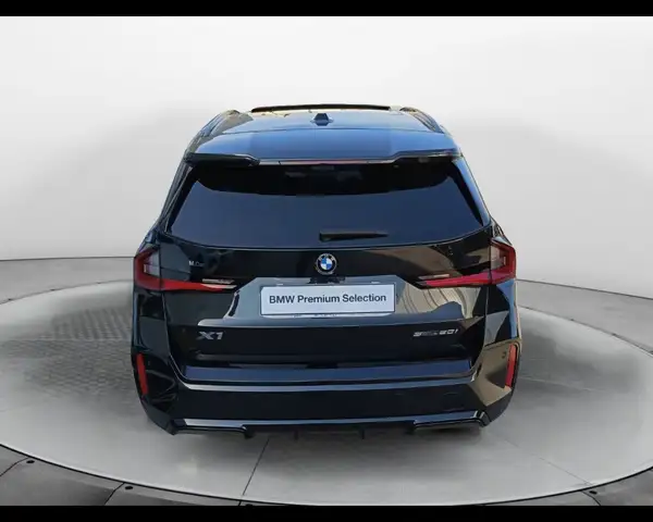 BMW X1 view 7