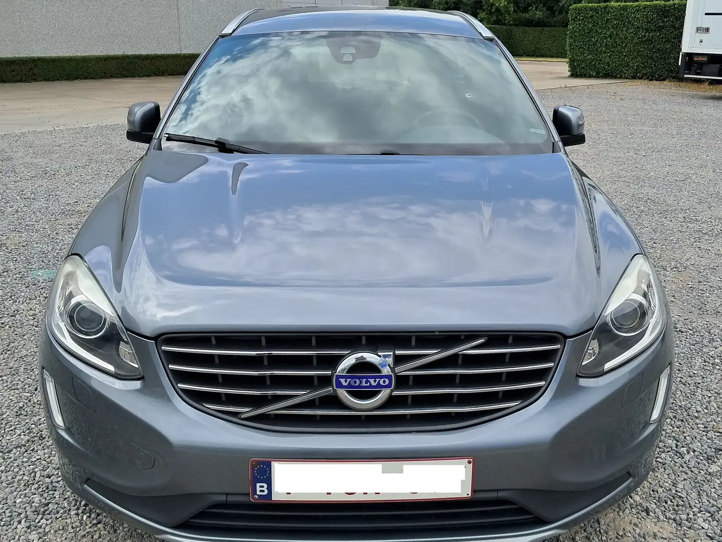 Volvo XC60 XC60 2.0 D4 Kinetic Geartronic Zilver - 2