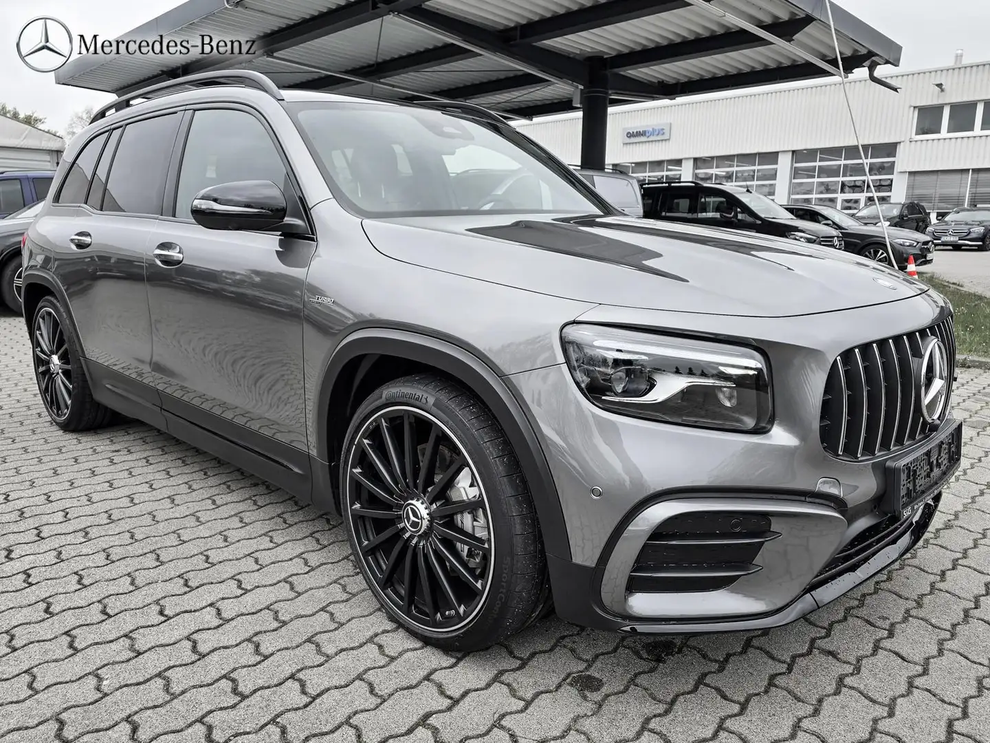 Mercedes-Benz GLB 35 AMG 4M Night+Pano+Totwink.+360°+HUD+MBUX Grau - 2