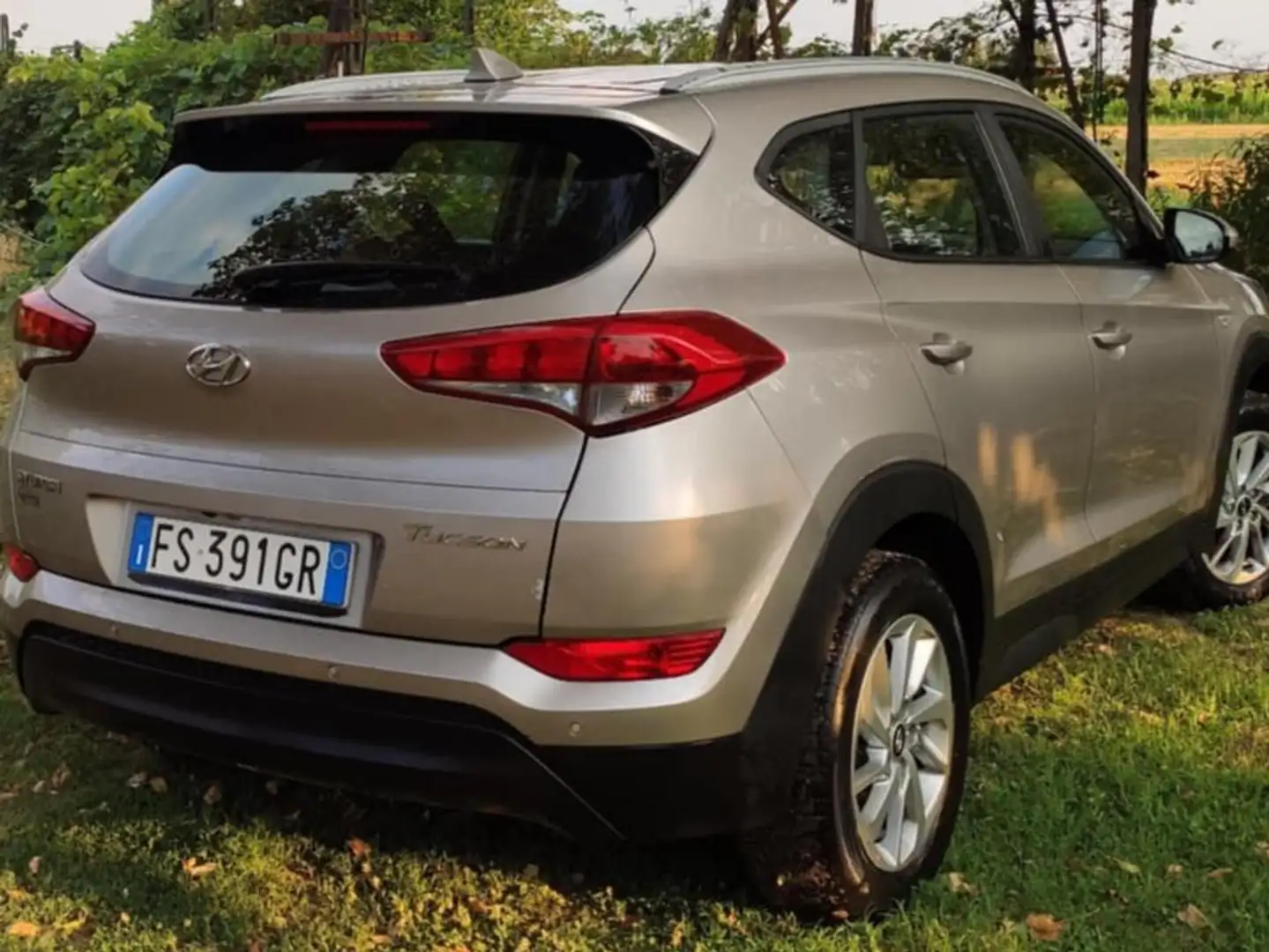 Hyundai TUCSON Tucson II 2015 1.7 crdi Sound 2wd 141cv dct Bronzo - 2
