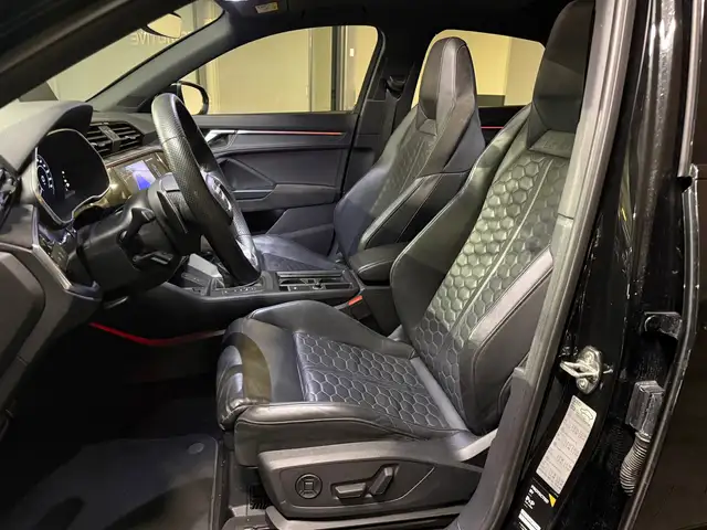 Audi RS Q3 view 6