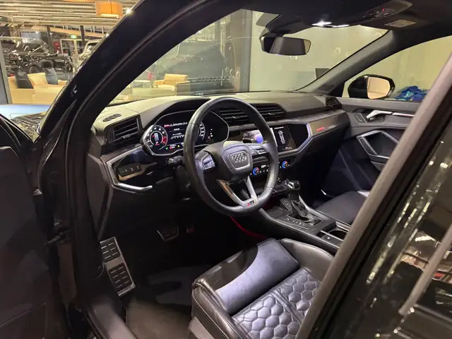 Audi RS Q3 view 5