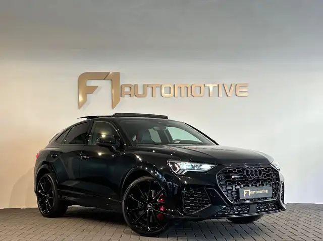Audi RS Q3 view 7