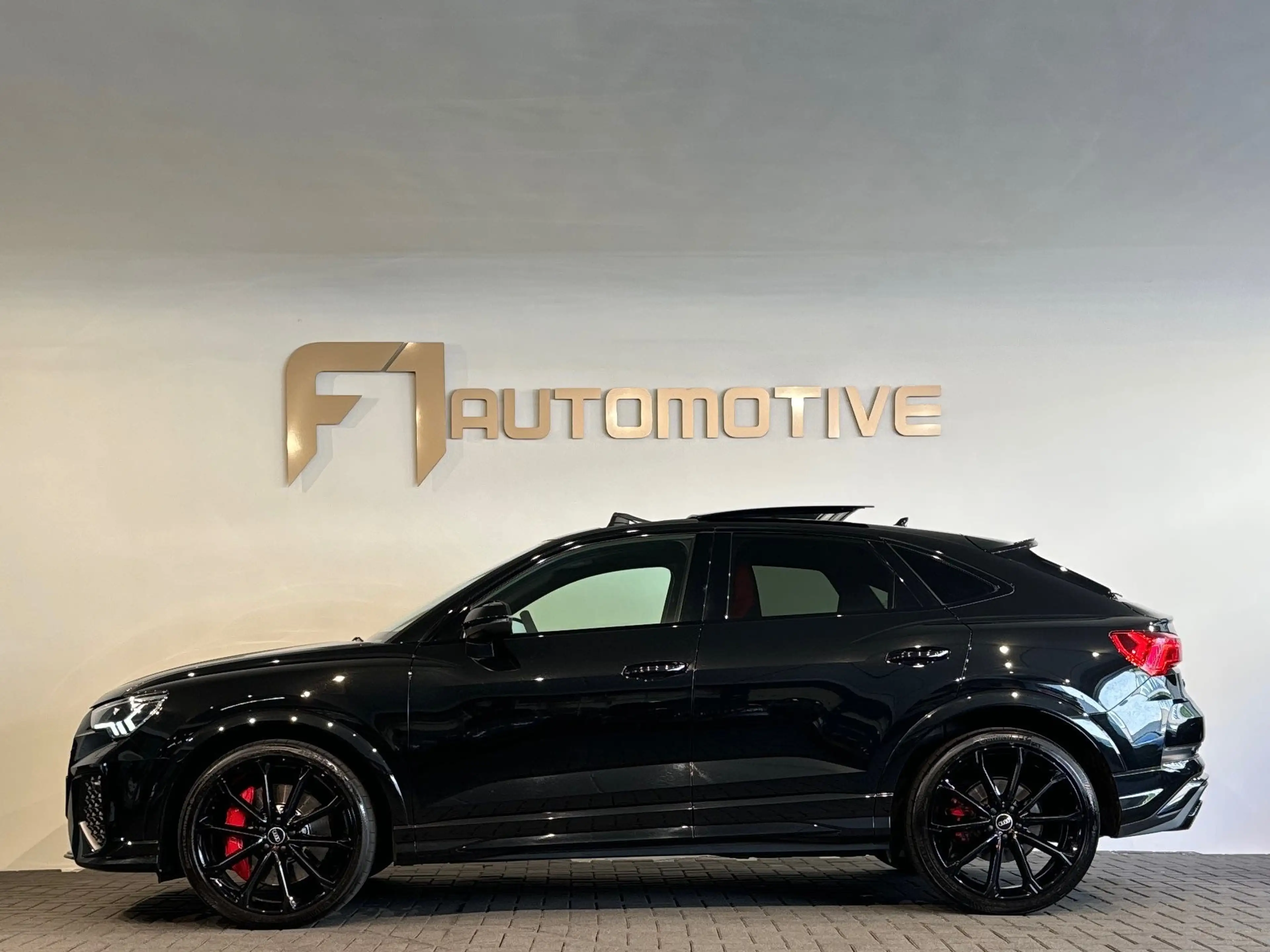 Audi RS Q3 RSQ3 Sportback 2.5 TFSI Quattro Pano|RS Seat|B&O|K — photo 10