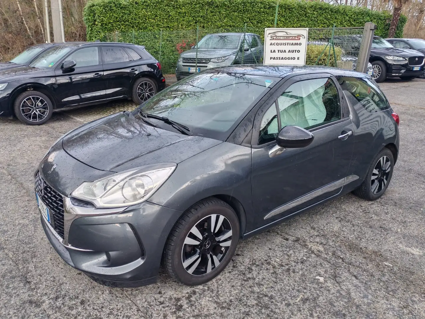 DS Automobiles DS 3 DS3 1.6 bluehdi Givenchy ((NEOPATENTATO)) Gris - 1