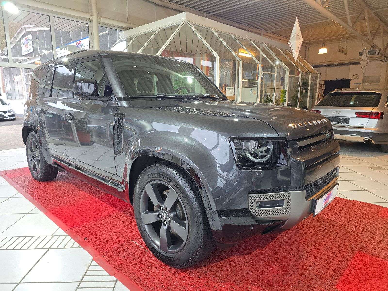 Second hand Land Rover Defender 3.0