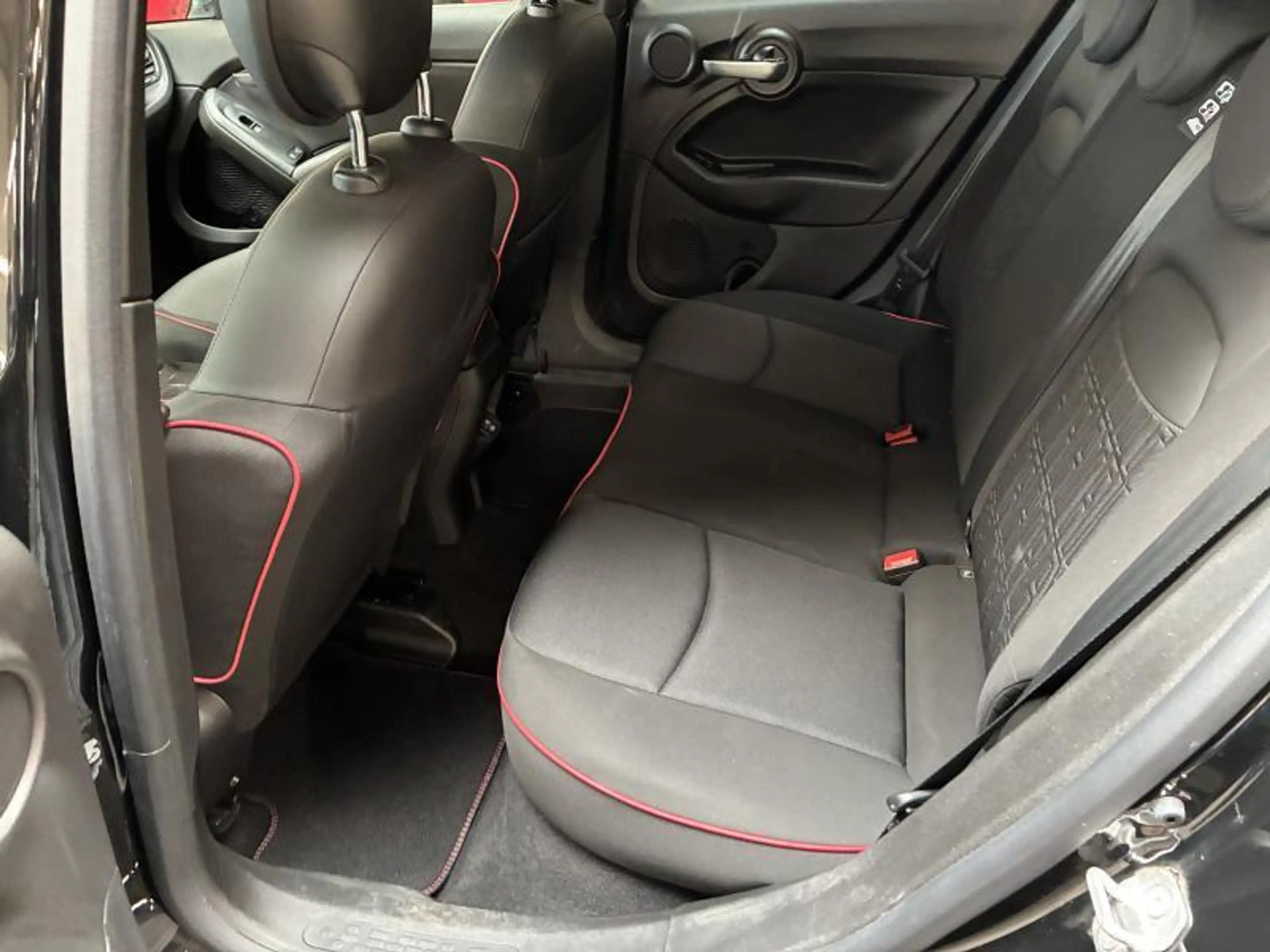 Fiat 500X Red edition — photo 14