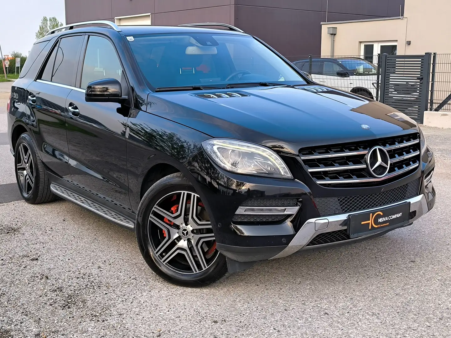 Mercedes-Benz ML 250 ML 250 BlueTEC 4MATIC A-Edition Aut. A-Edition Schwarz - 1