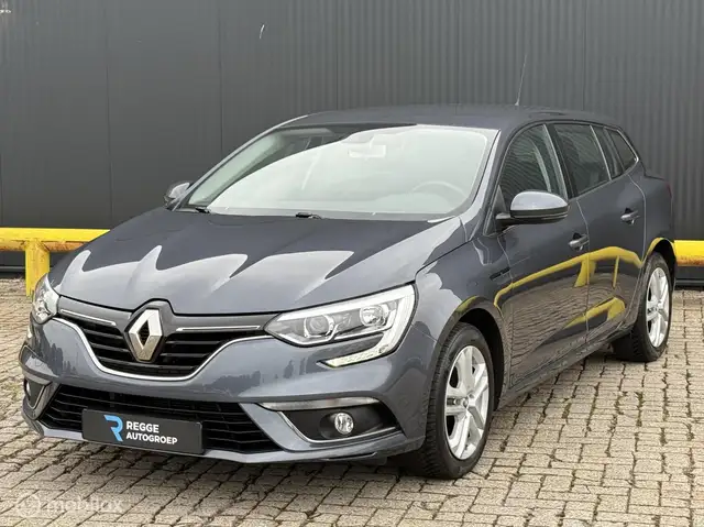 2018 Renault Megane in Grey for sale