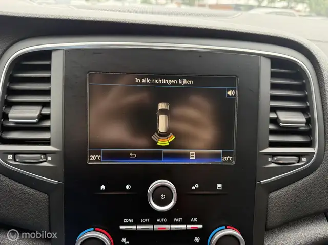 Renault Megane view 17