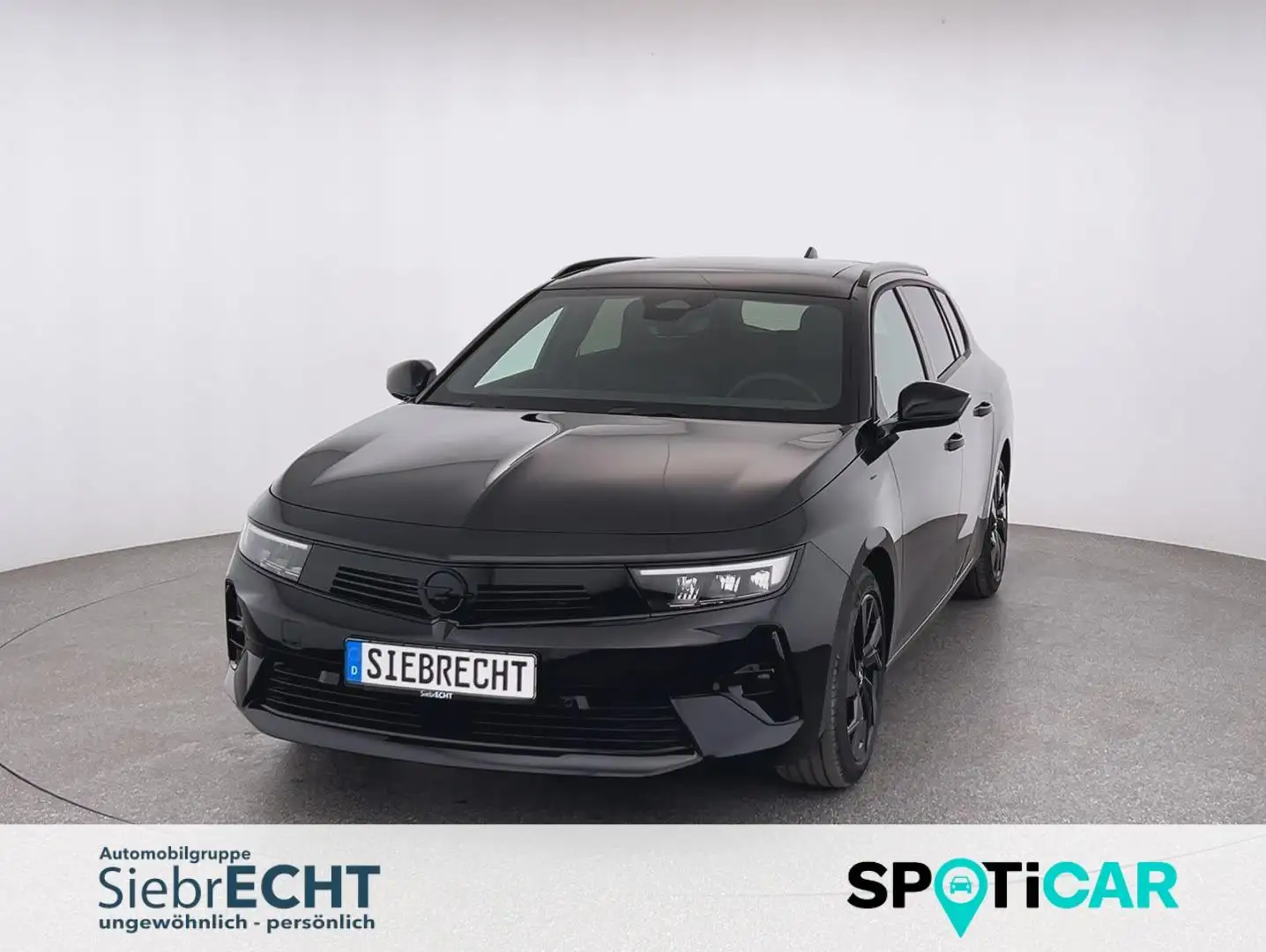 Opel Astra Sports Tourer GS 1.2*SZH*LRH*360°K*uvm. Czarny - 1