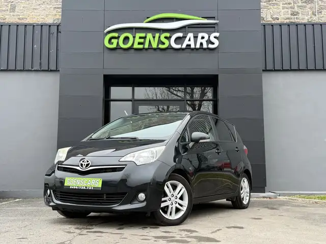 Toyota Verso-S Verso S 1.4d PHARES AUTO,TOIT PANO,CAMÉRA…