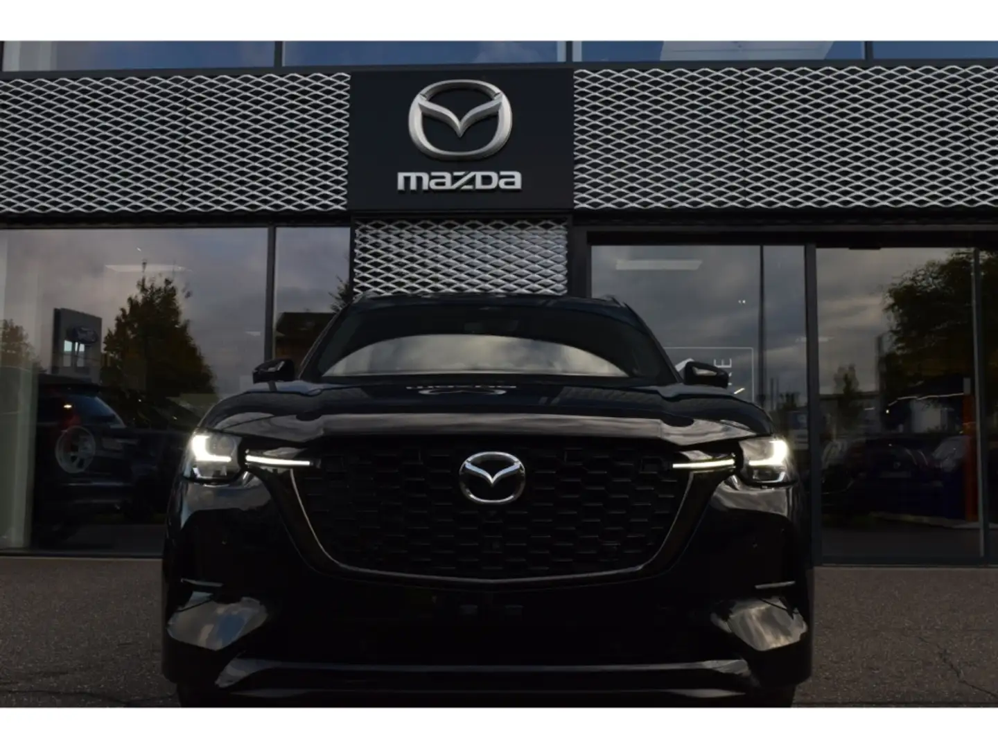 Mazda CX-80 7-Sitzer 2.5L e-SKYACTIV PHEV 327PS AWD Homura Plu Schwarz - 2