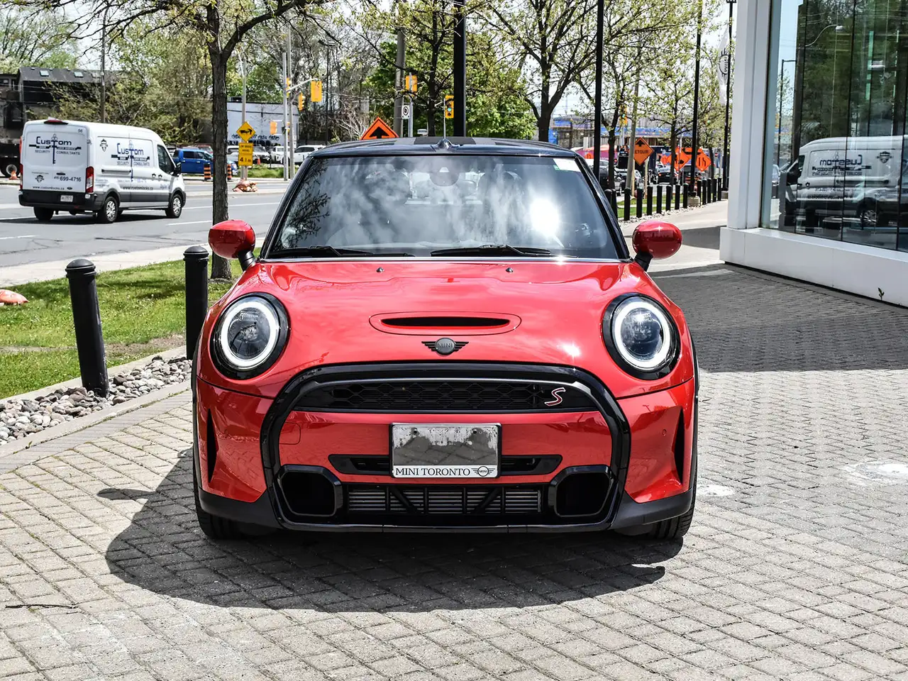 MINI Convertible снимка MINI Convertible