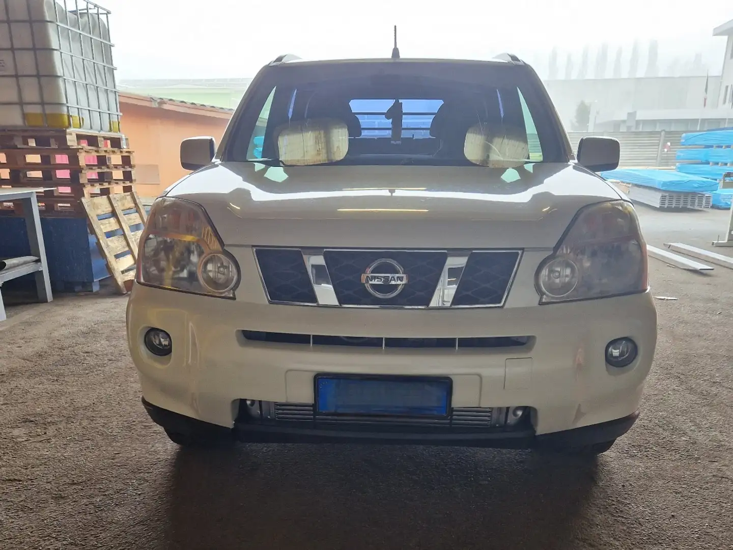 Nissan X-Trail 2.0 dci LE Beżowy - 1