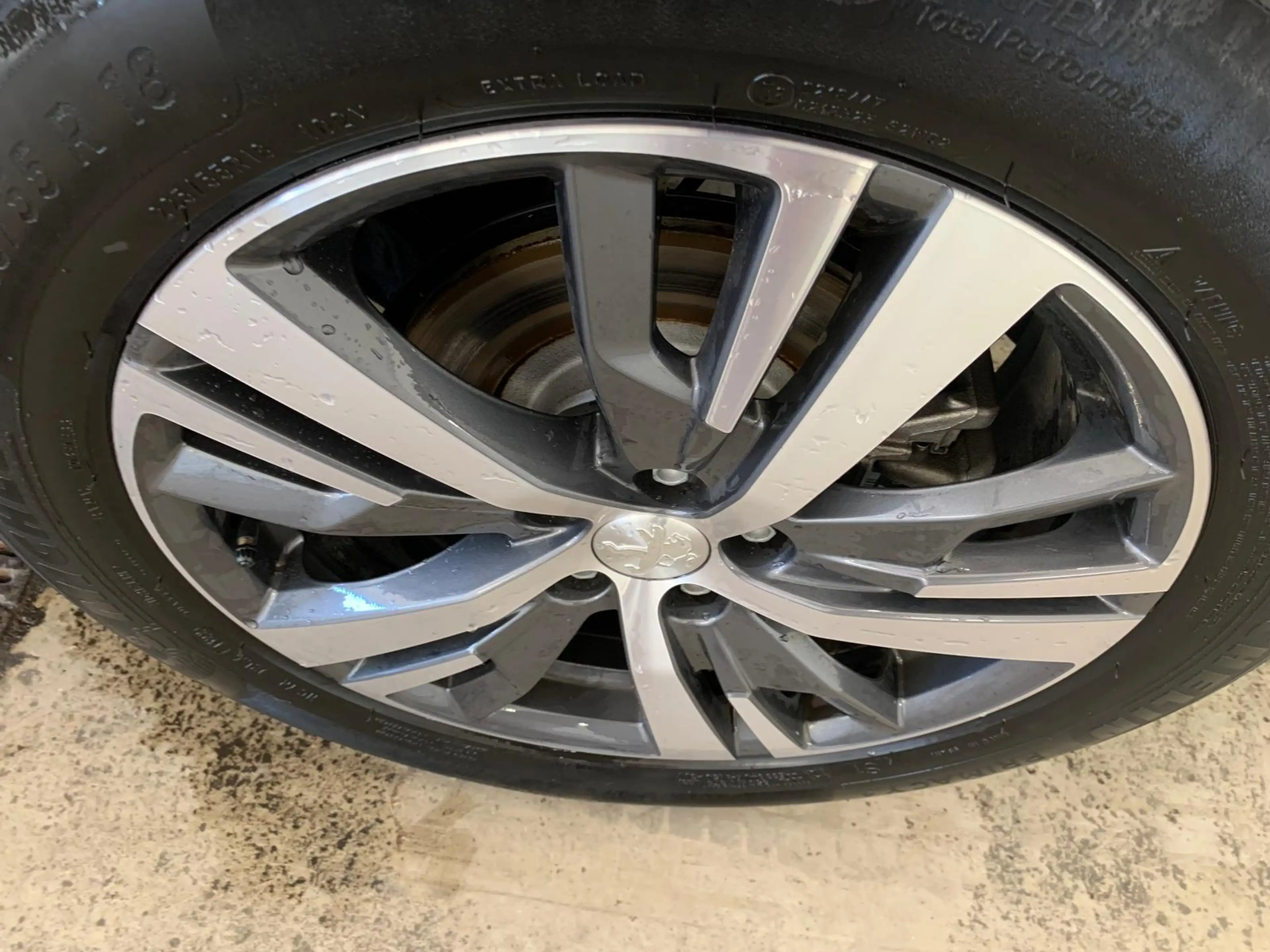 Peugeot 5008 BlueHDI 130 7-Sitze|Leder|ACC|Kam|Keyl.|18" — photo 6