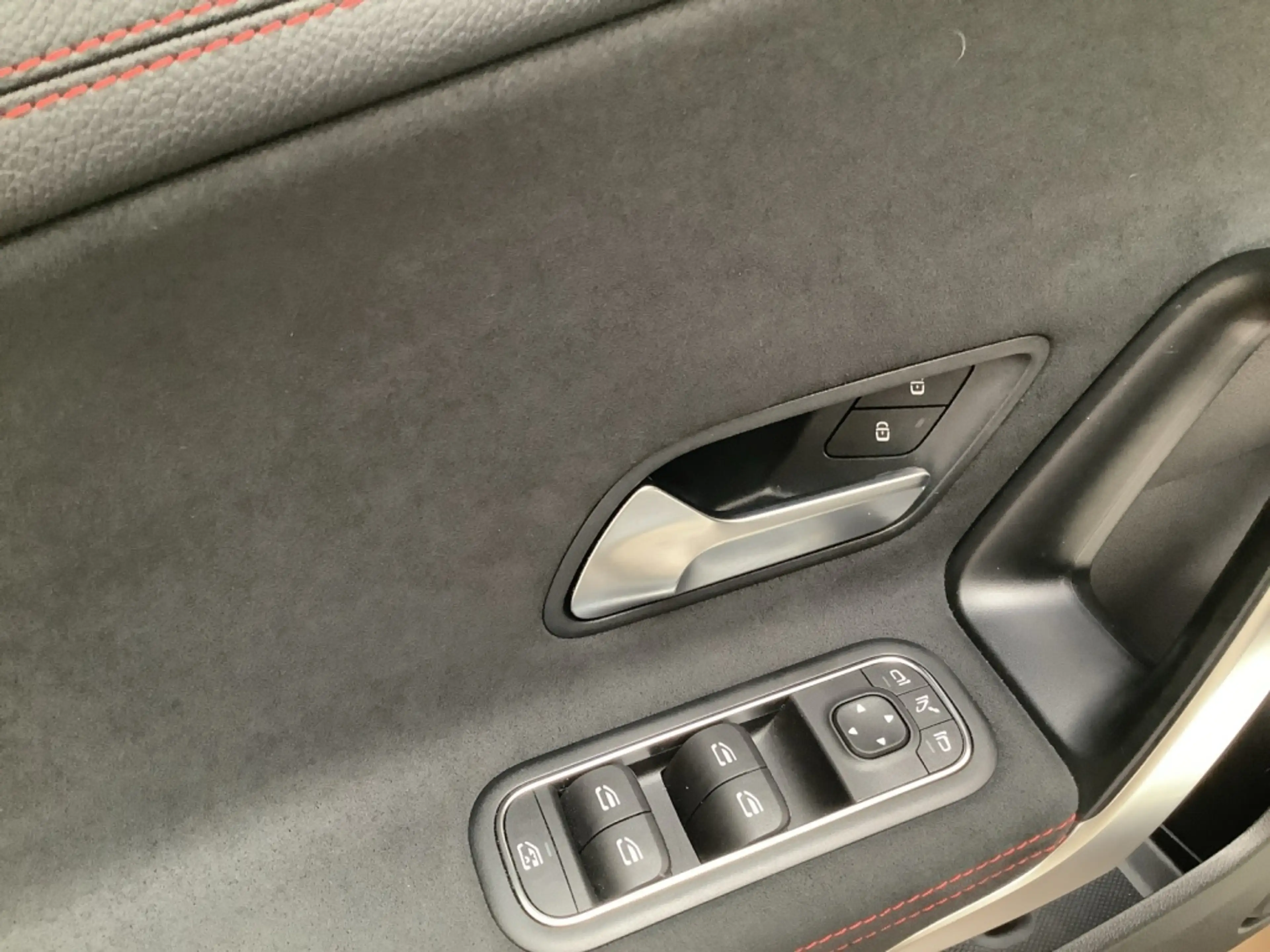 Mercedes-Benz CLA 180 Coupé AMG*Premium*LED*Panorama-SD*Kamera — photo 9