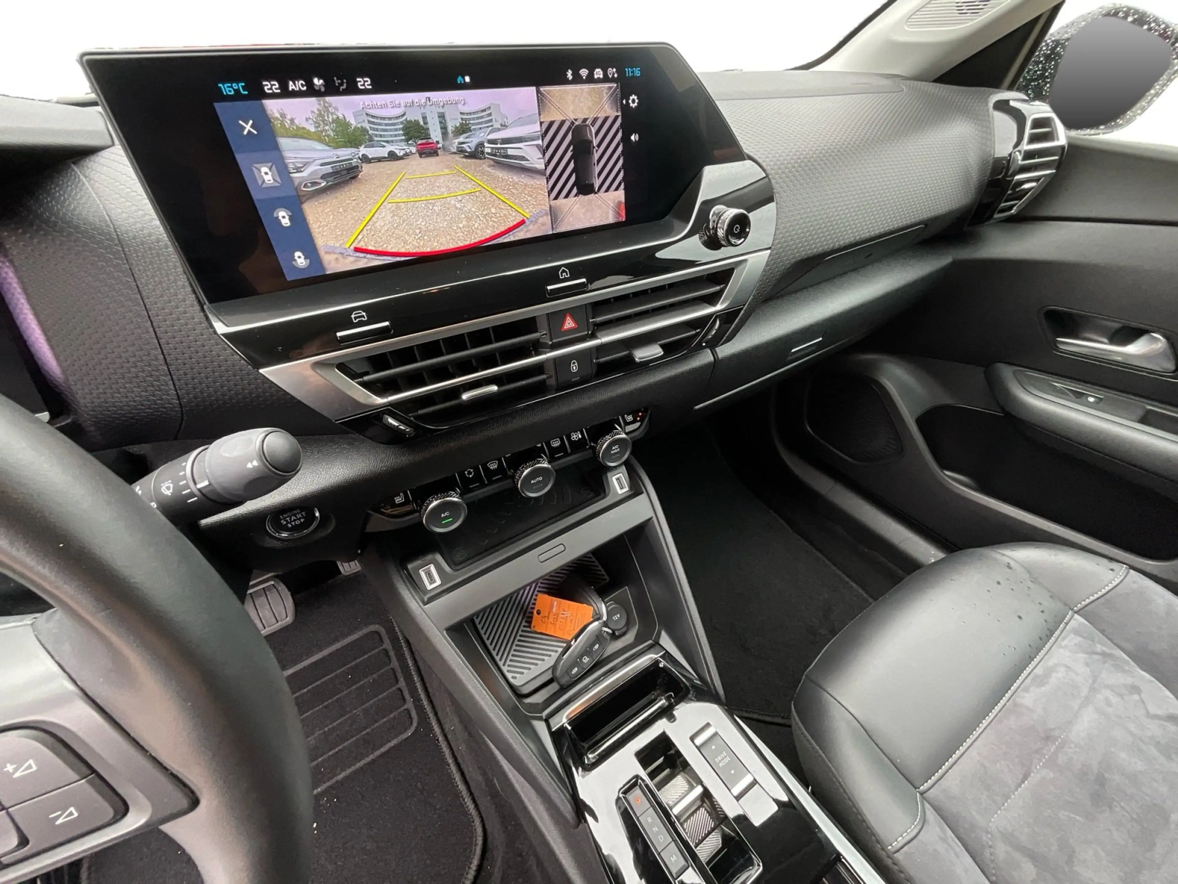 Citroen C4 1.2 PureTech 130 EAT8 Max LED, Head-up-Display — photo 13