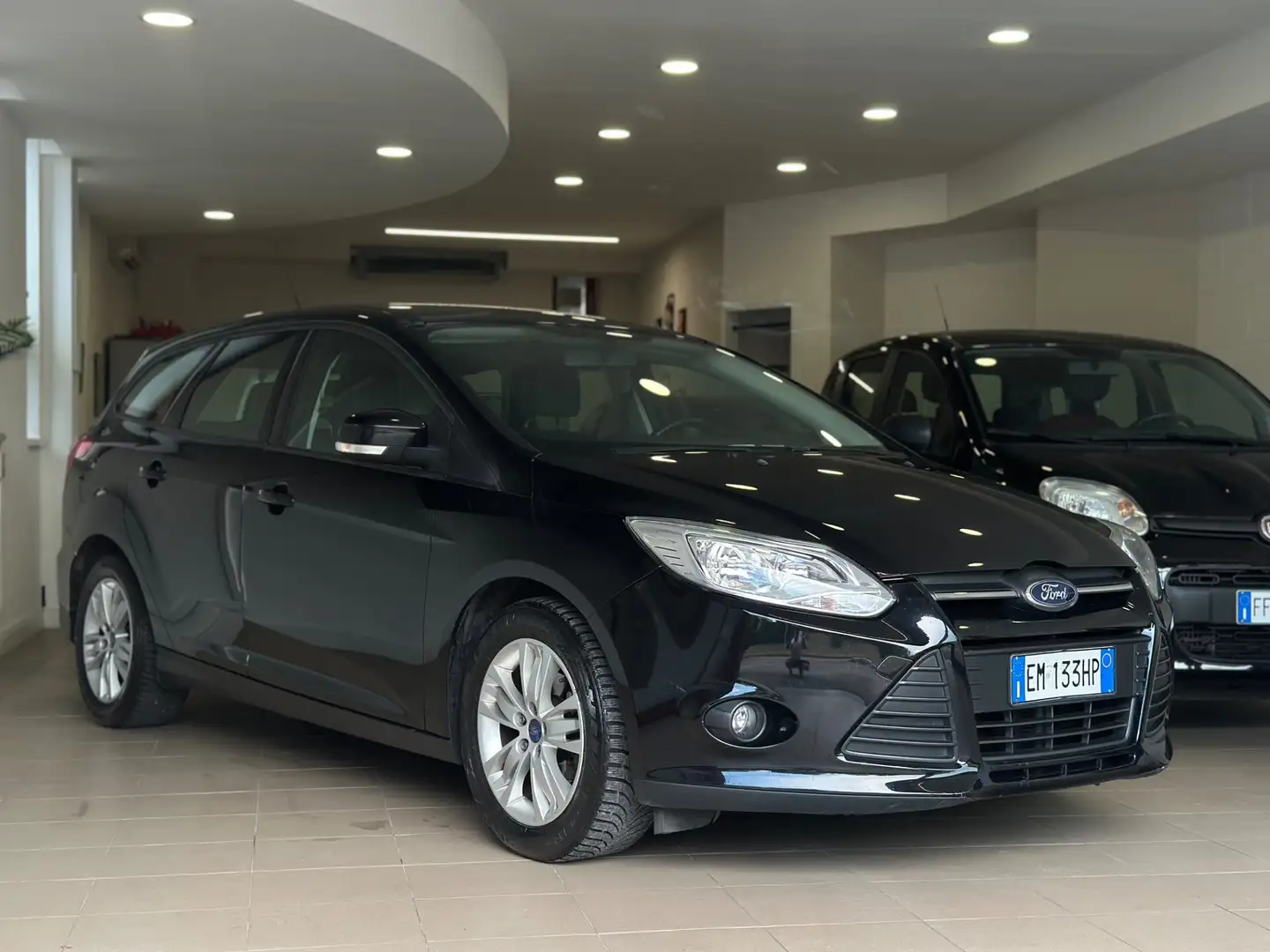 Ford Focus 1.6 TDCi 115 CV SW Titanium Nero - 2