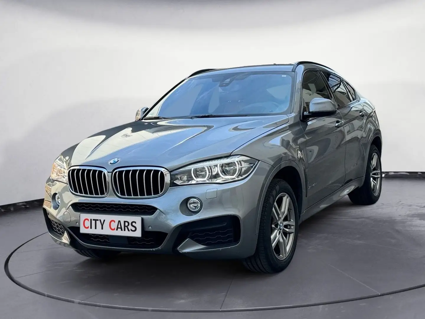 BMW X6 xDrive 40 d M-Paket Head-Up LED Kamera Grau - 1