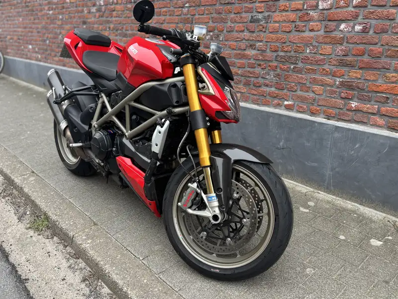 Ducati Streetfighter - foto 4