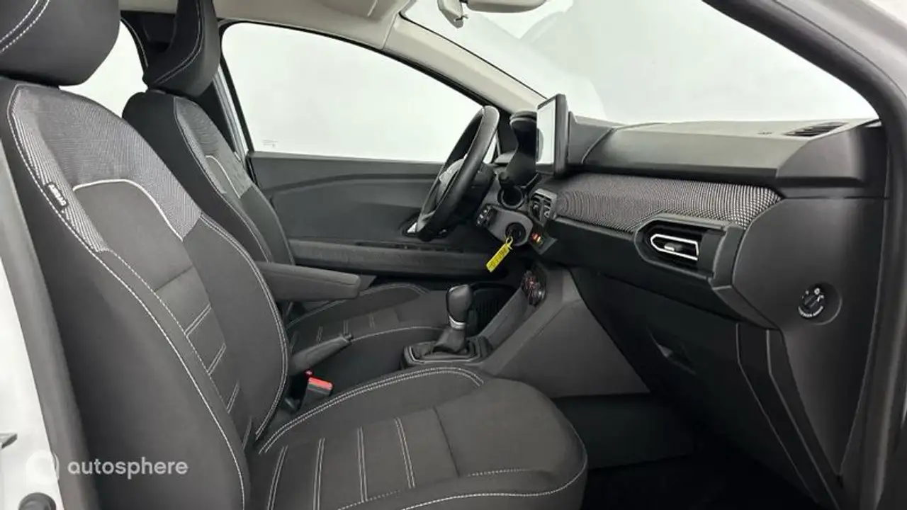 Dacia Sandero Sandero — photo 15