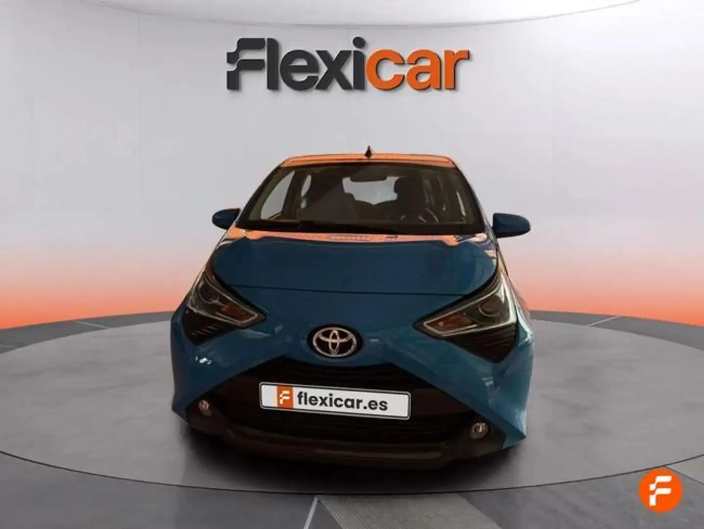 Toyota Aygo 70 x-play Azul - 2
