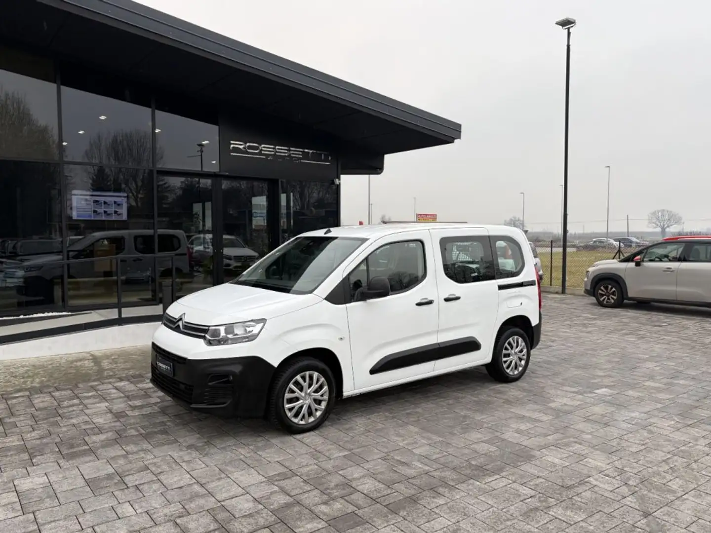 Citroen Berlingo HDi AUTOCARRO 5 POSTI GANCIO TRAINO Combi Bianco - 2
