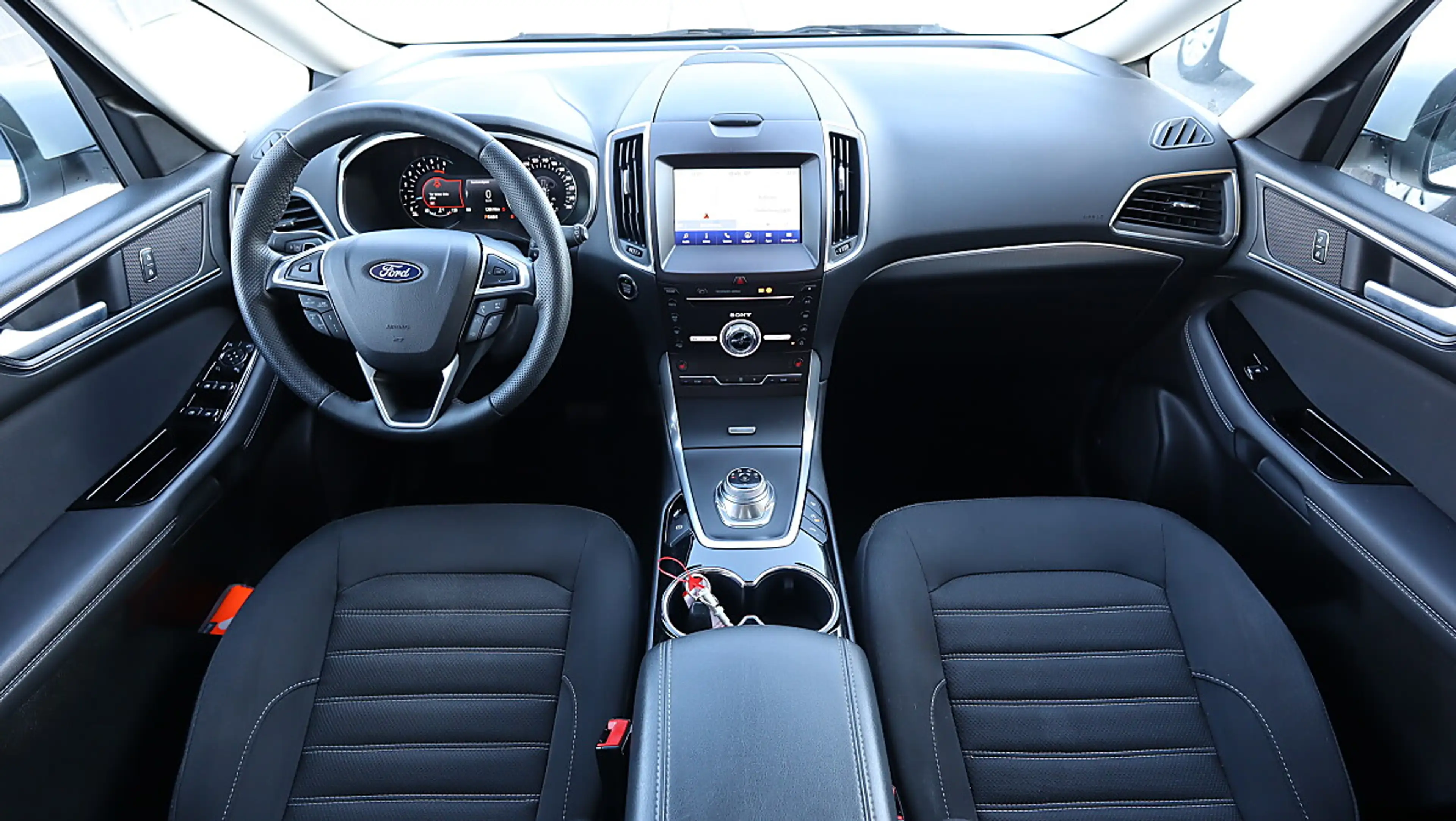 Ford Galaxy 2.0 EcoBlue Titanium Aut. 7-Sitzer Keyless Spur... — photo 2