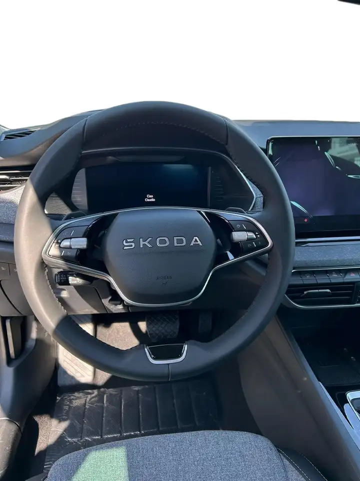 Skoda Octavia 2026 — фото 11