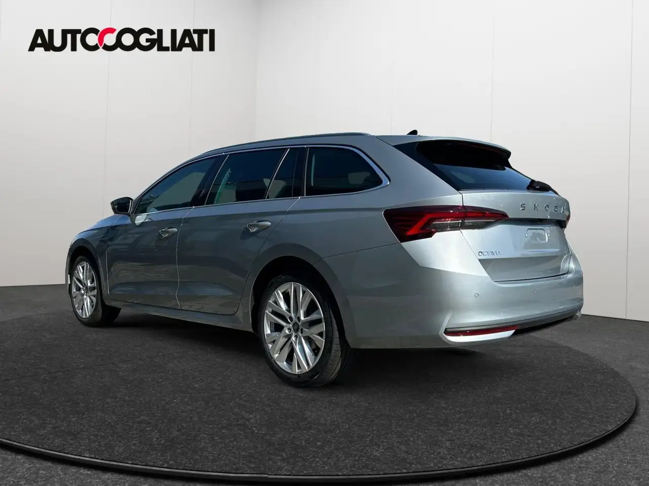 Skoda Octavia Wagon 2.0 TDI 150 CV STYLE DSG, миниатюра 5