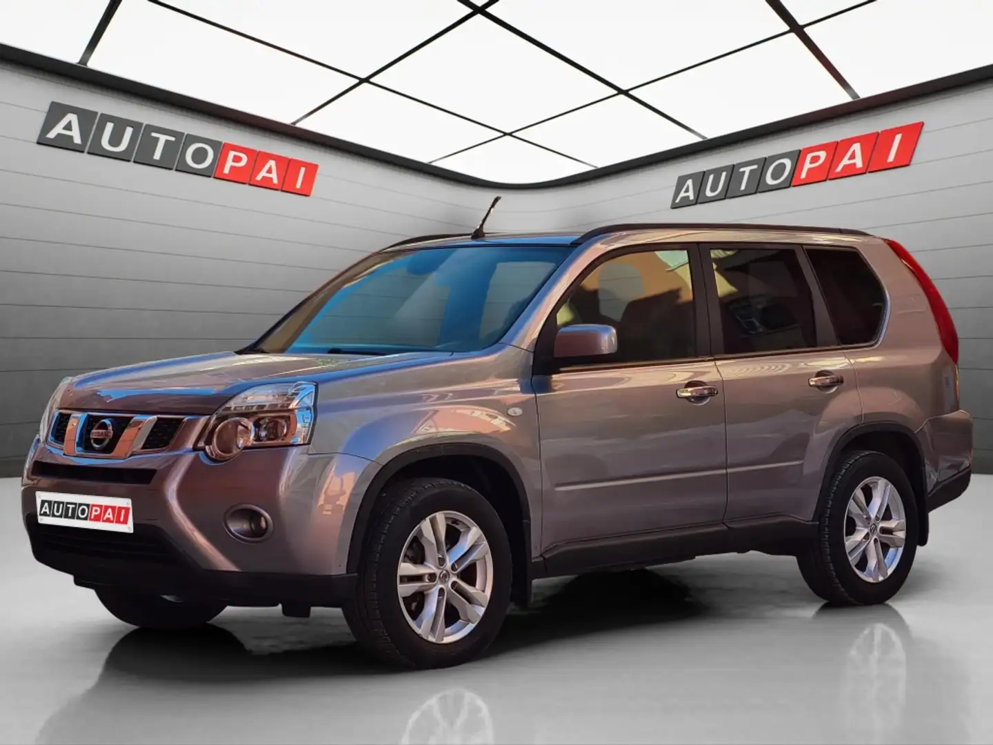 Nissan X-Trail 2.0dCi SE Gris - 1