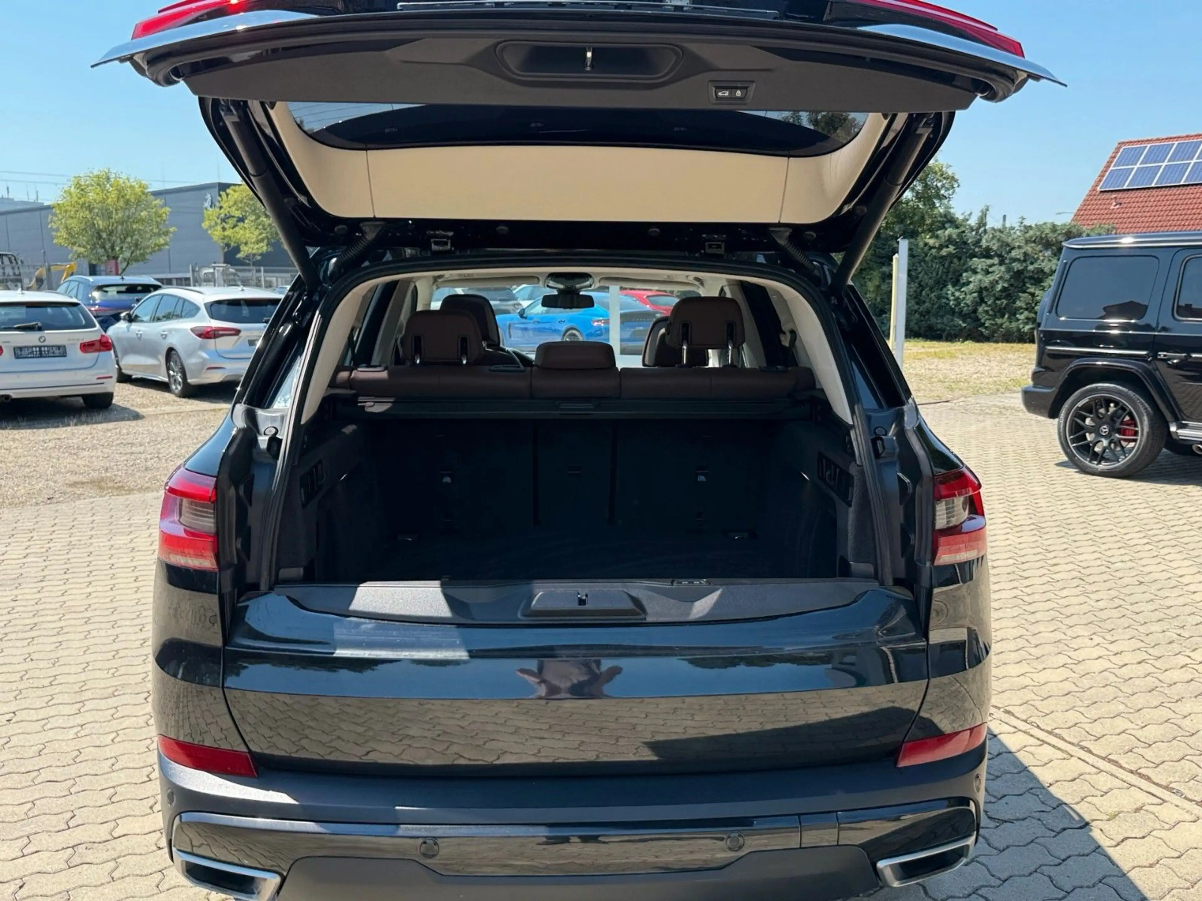 BMW X5 Luftfederung | Pano | Leder | Soft-Close | TÜV — photo 12