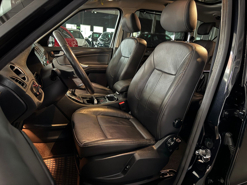 Ford S-Max S-MAX AUTOMATIK SPORTPAKET TITANIUM X VOLL — photo 12