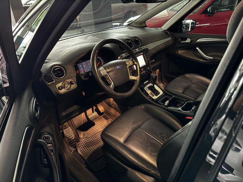 Ford S-Max S-MAX AUTOMATIK SPORTPAKET TITANIUM X VOLL — photo 11