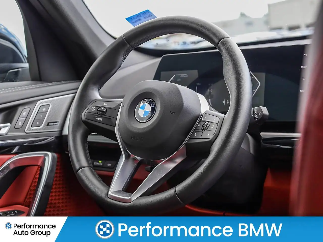 BMW X1 снимка BMW X1
