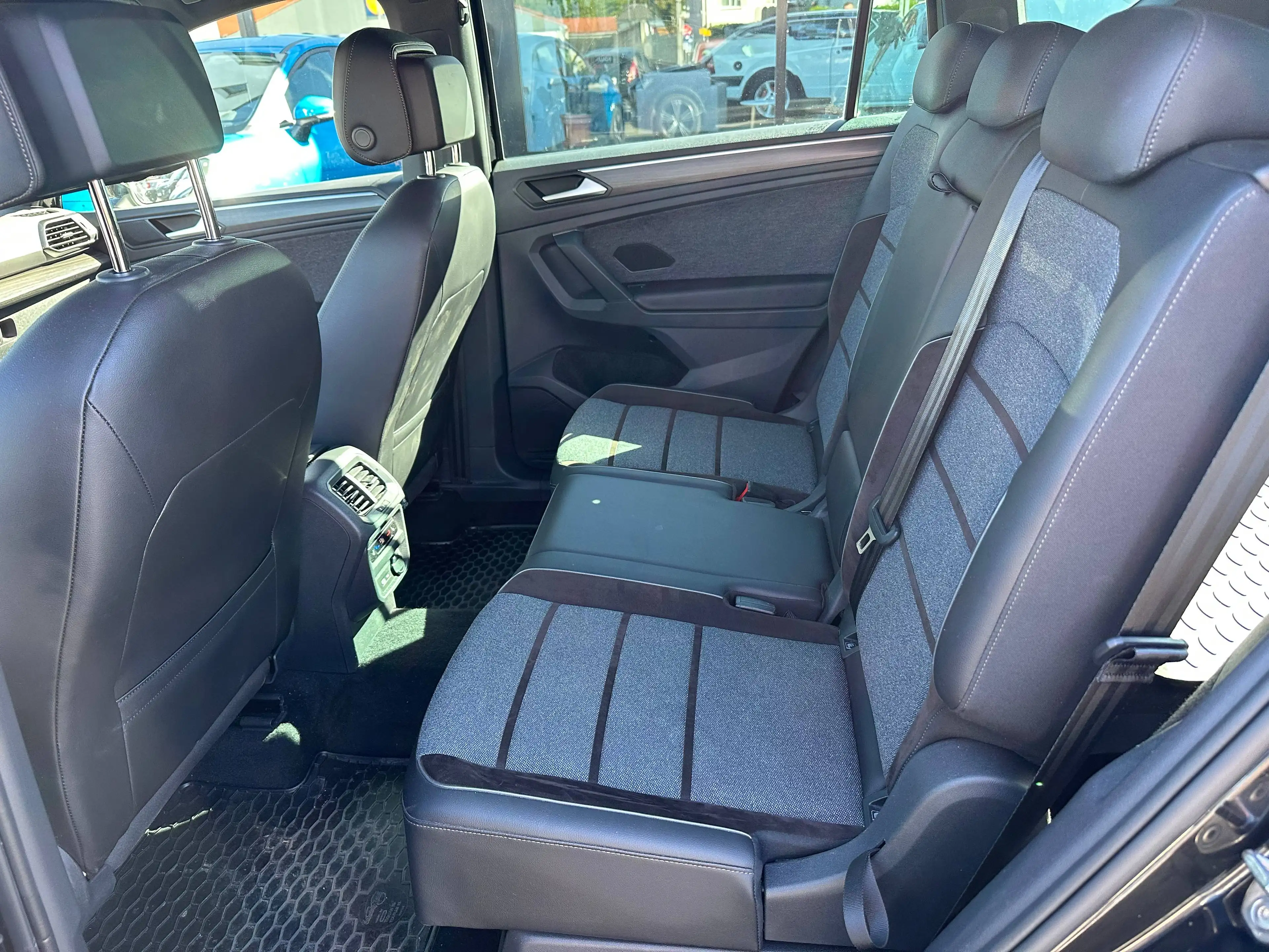 SEAT Tarraco Xcellence 4Drive 2.0 TSI *AHK, LED, Navi, 7-Sitzer...* — photo 8
