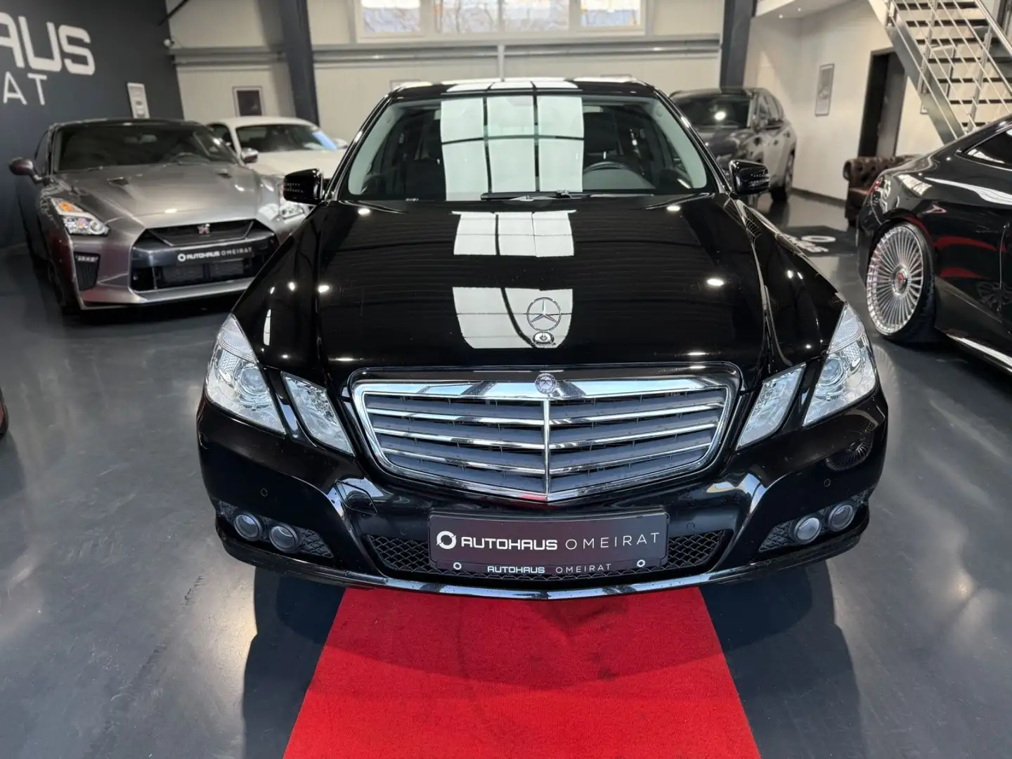 Mercedes-Benz E 200 CDI BE 2-Hand/Klimaauto/SHZ/PDC/AHK Noir - 2