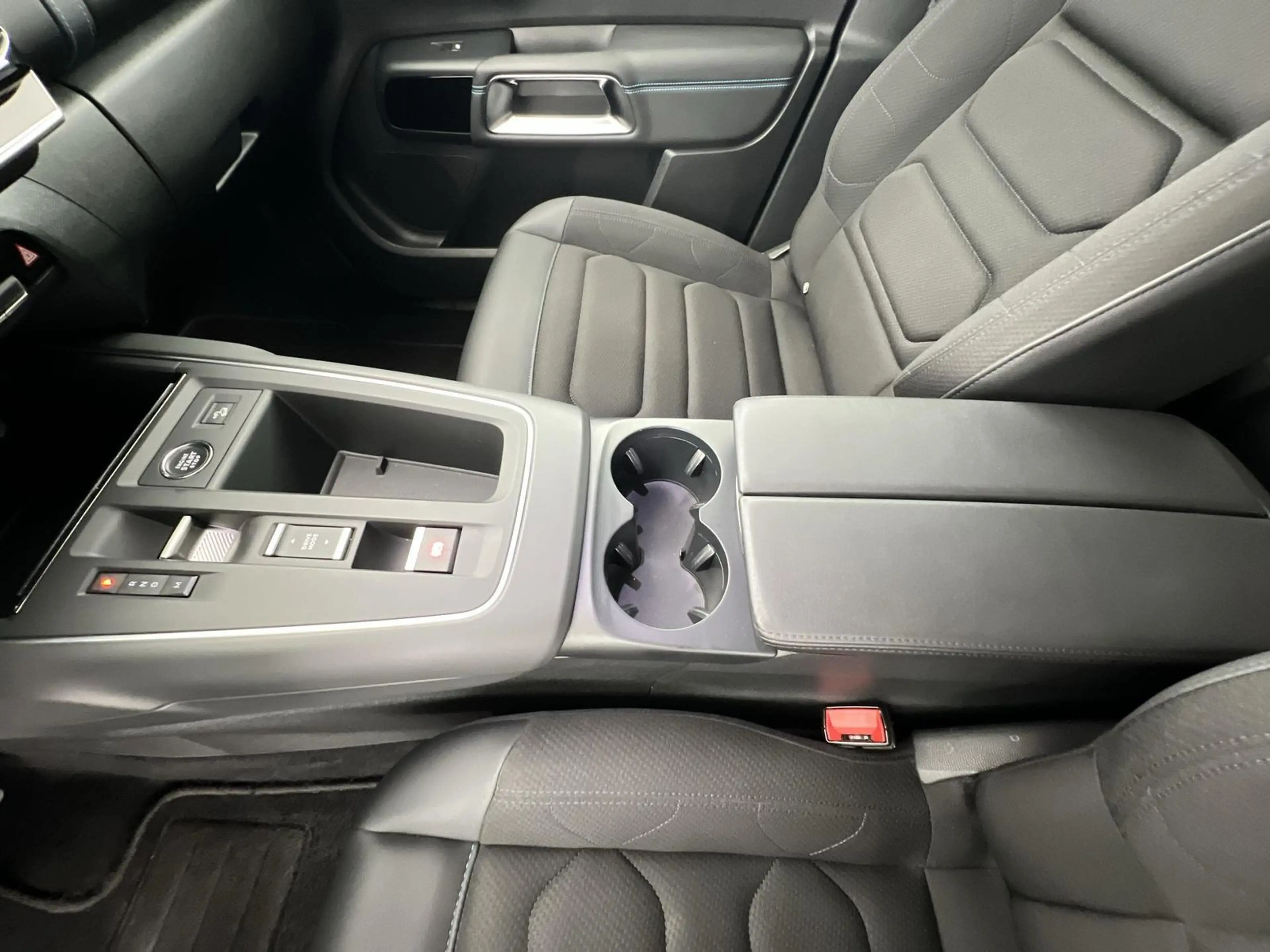 Citroen C5 Aircross Feel Pack 1.2*AHK*SHZ*RFK*uvm — photo 14