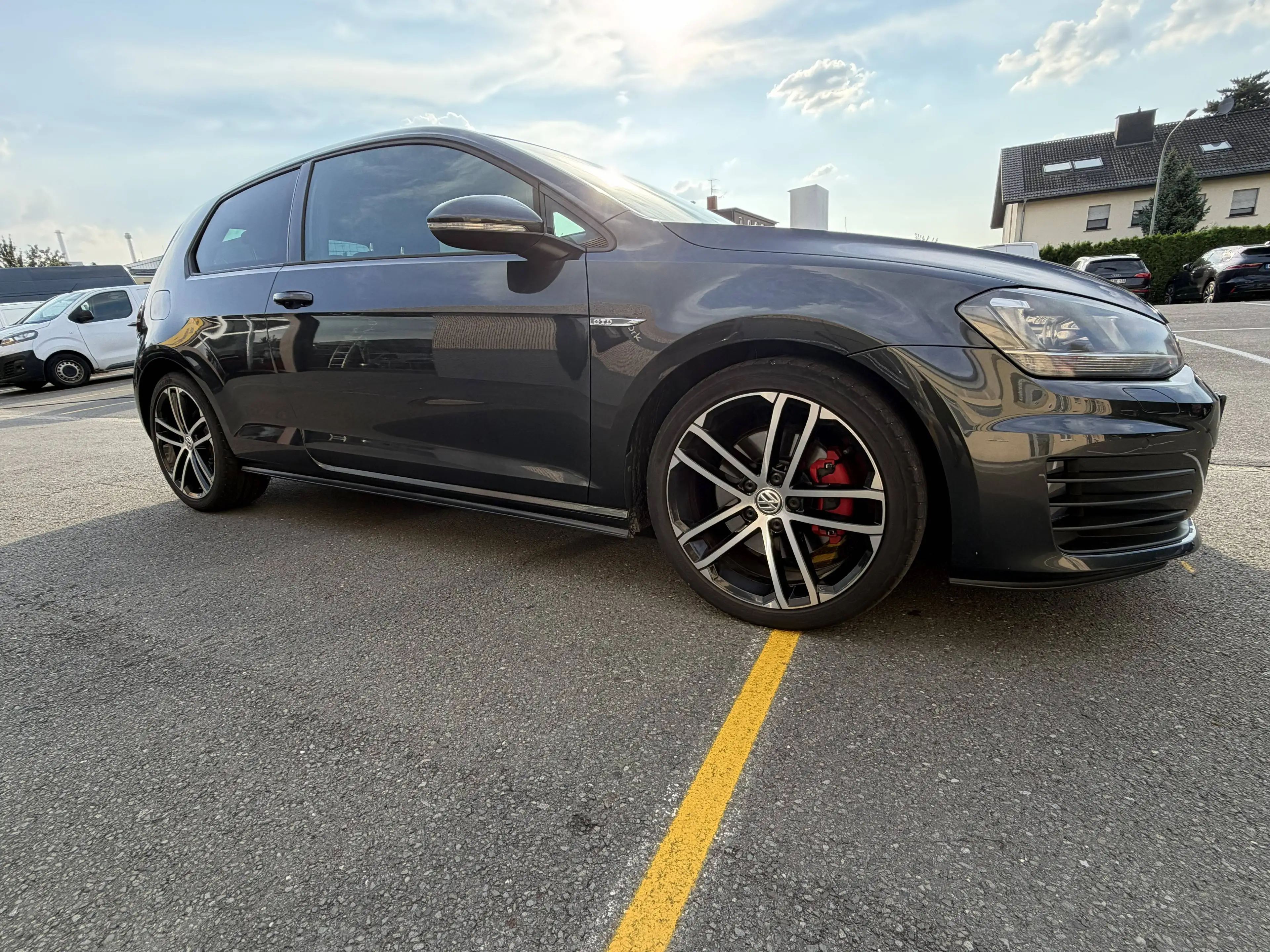 Volkswagen Golf GTD GTD BMT DSG | 184 PS | 105.800 km | 2. Hand | Unfallfrei | VW-Scheckheft | TÜV neu — photo 7