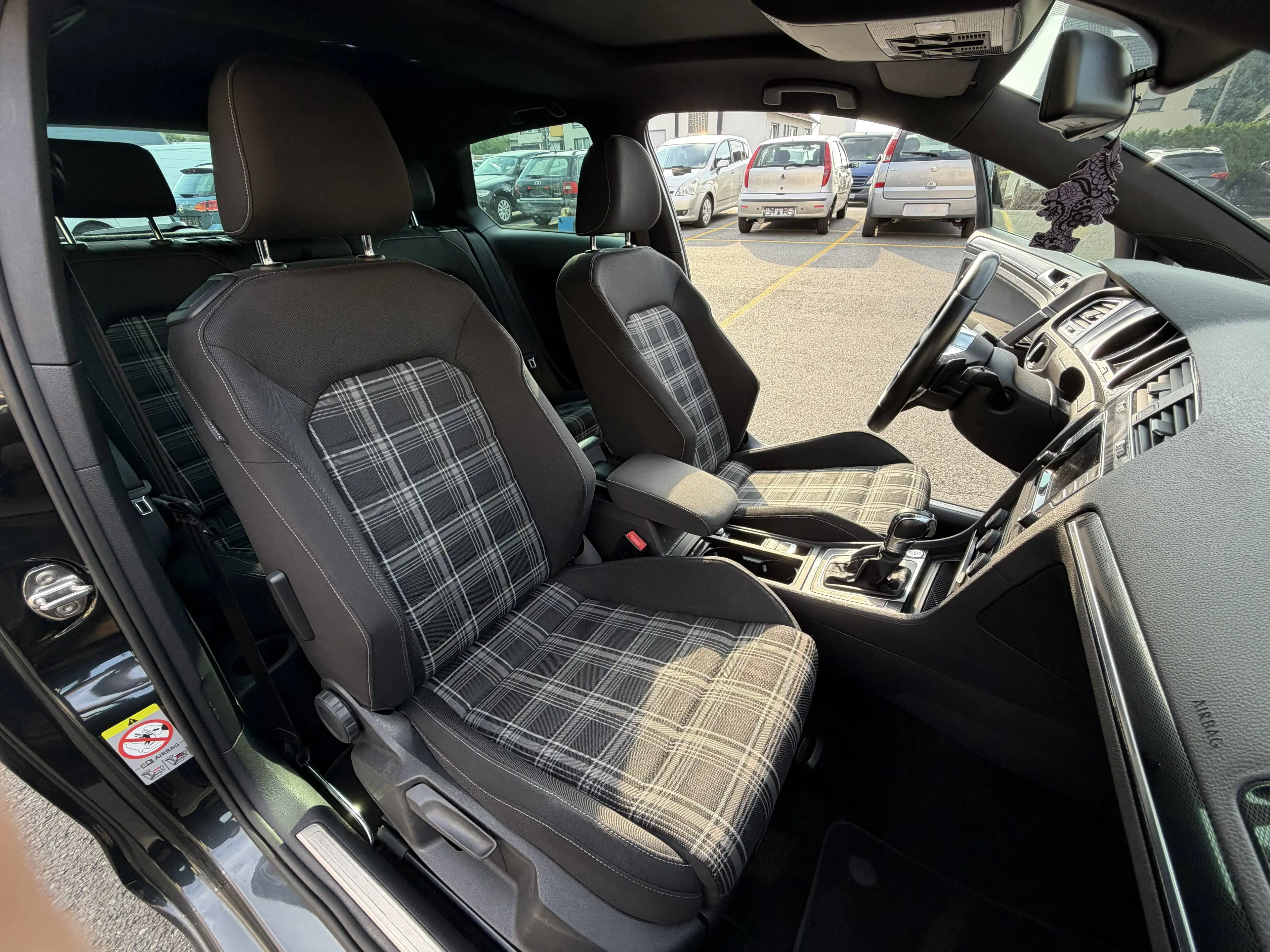 Volkswagen Golf GTD GTD BMT DSG | 184 PS | 105.800 km | 2. Hand | Unfallfrei | VW-Scheckheft | TÜV neu — photo 13