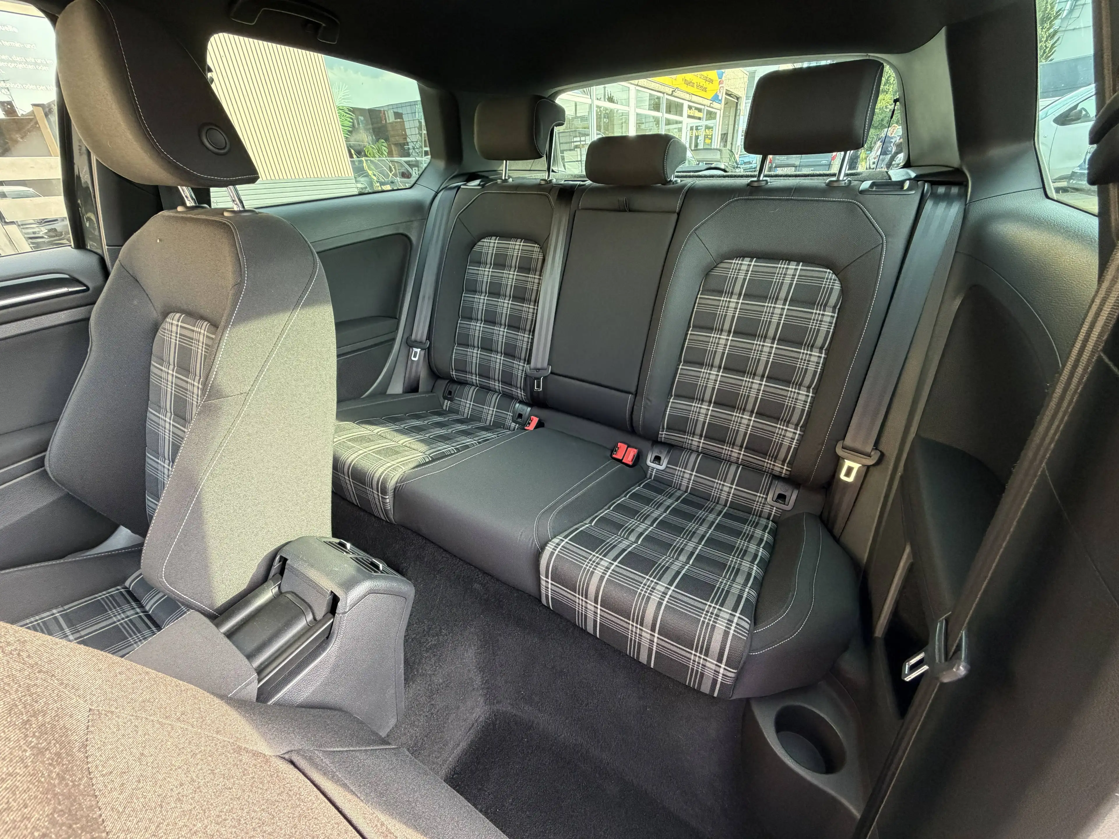 Volkswagen Golf GTD GTD BMT DSG | 184 PS | 105.800 km | 2. Hand | Unfallfrei | VW-Scheckheft | TÜV neu — photo 14