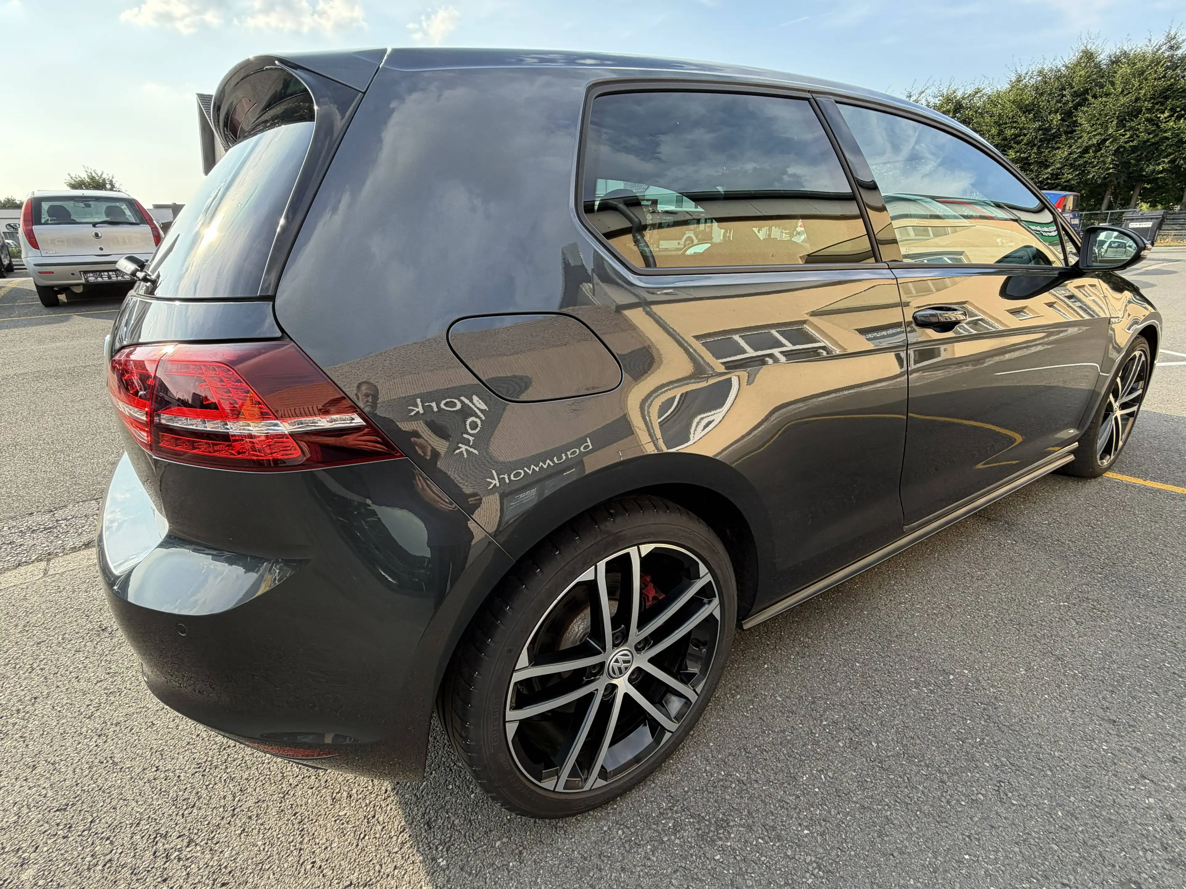 Volkswagen Golf GTD GTD BMT DSG | 184 PS | 105.800 km | 2. Hand | Unfallfrei | VW-Scheckheft | TÜV neu — photo 5