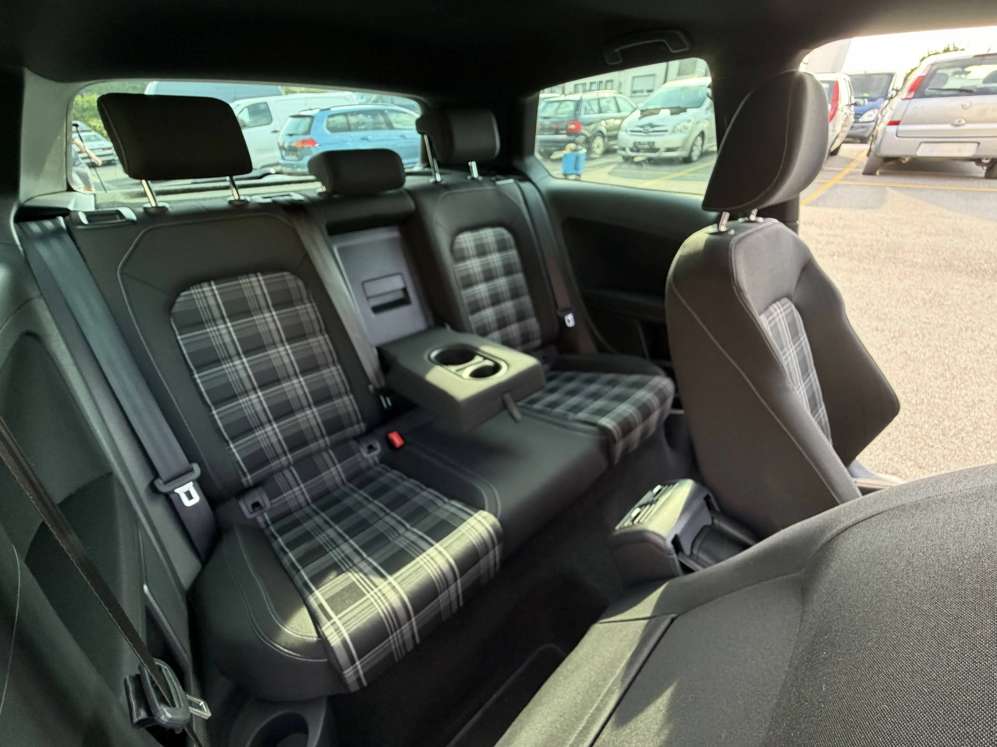 Volkswagen Golf GTD GTD BMT DSG | 184 PS | 105.800 km | 2. Hand | Unfallfrei | VW-Scheckheft | TÜV neu — photo 15