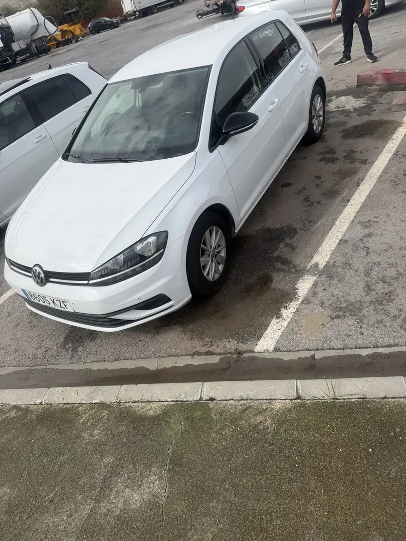 Volkswagen Golf 1.6TDI Advance 85kW - 1