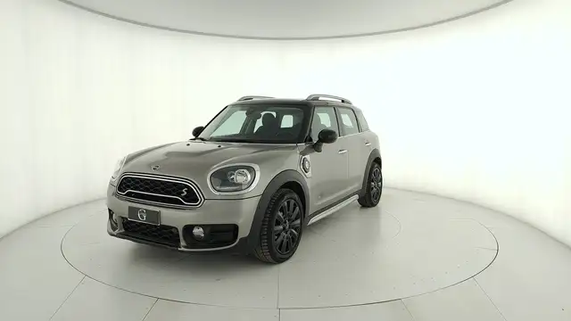 MINI Cooper SE Countryman