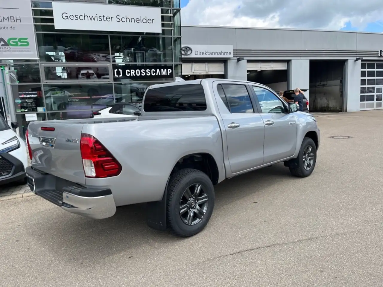 Toyota Hilux Double Cab Comfort 4x4 2.8 D-4D EU6d 4