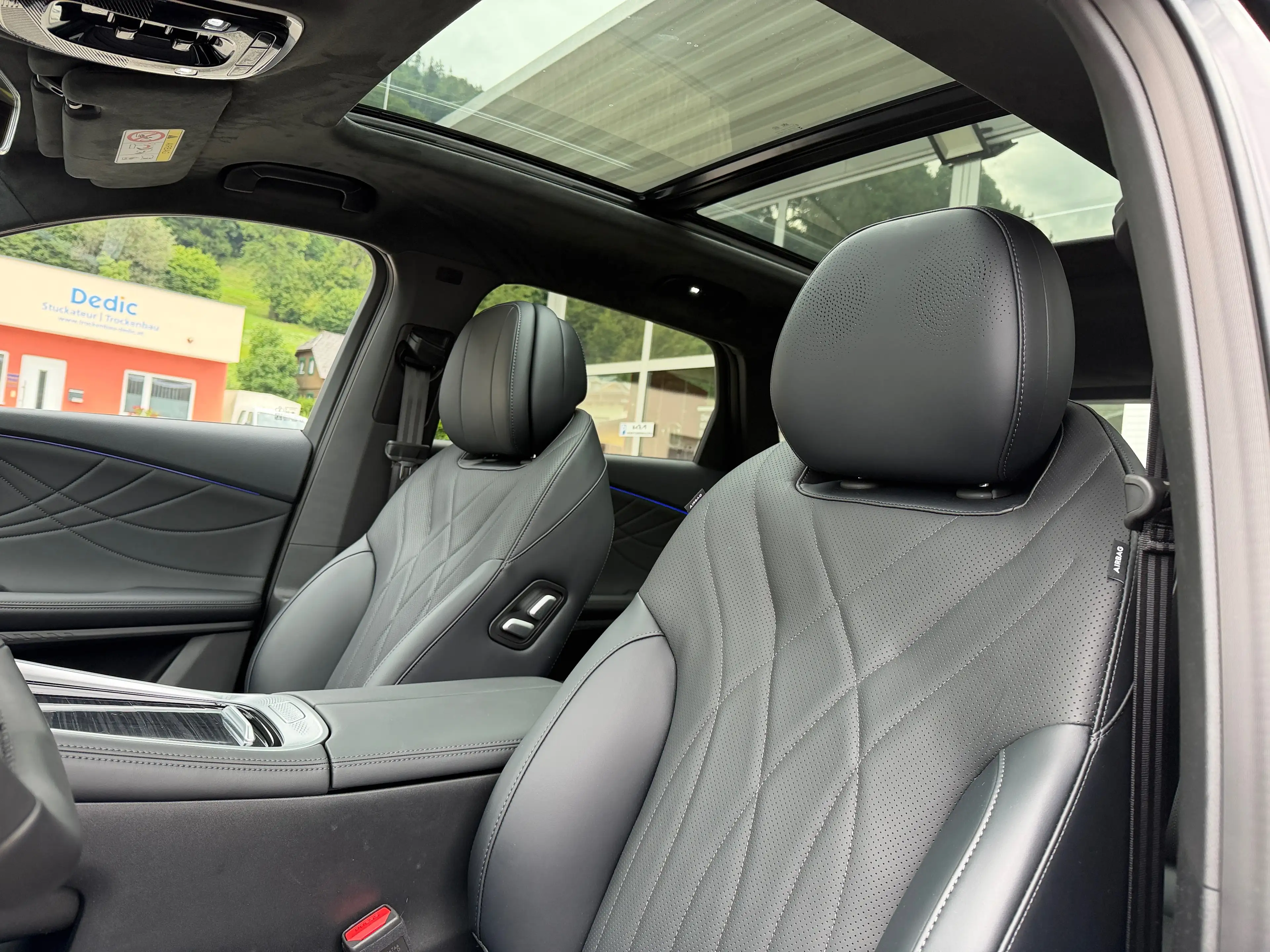 Omoda 9 1,5 PHEV Premium-Line AWD — photo 9