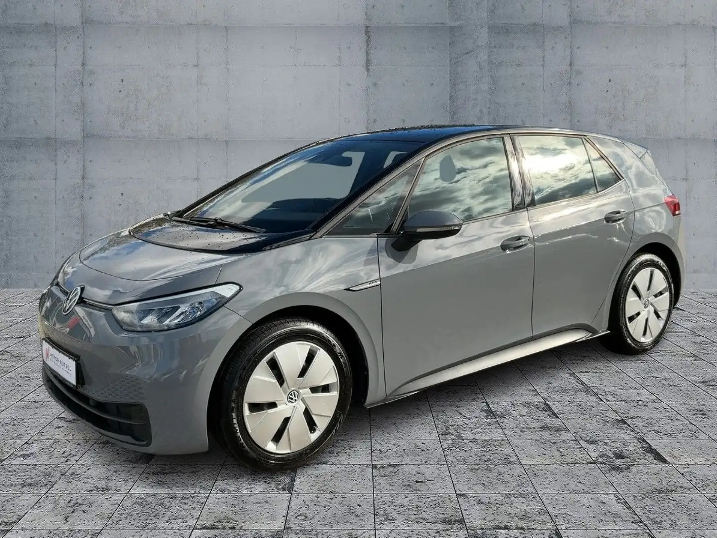Volkswagen ID.3 150 kW Pro PERFORMANCE LED+NAVI+ACC+SHZ+CCS Gris - 2